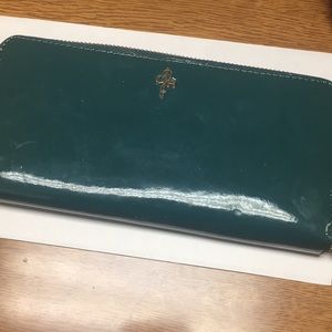 Women’s wallet
